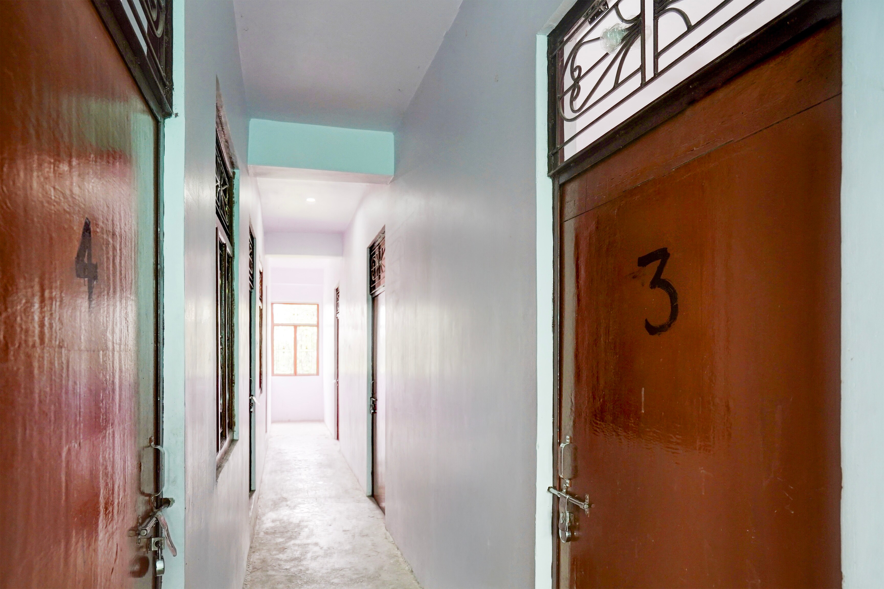 Hotel O By Oyo Ayush And Restaurants 22271375 — Allahabad