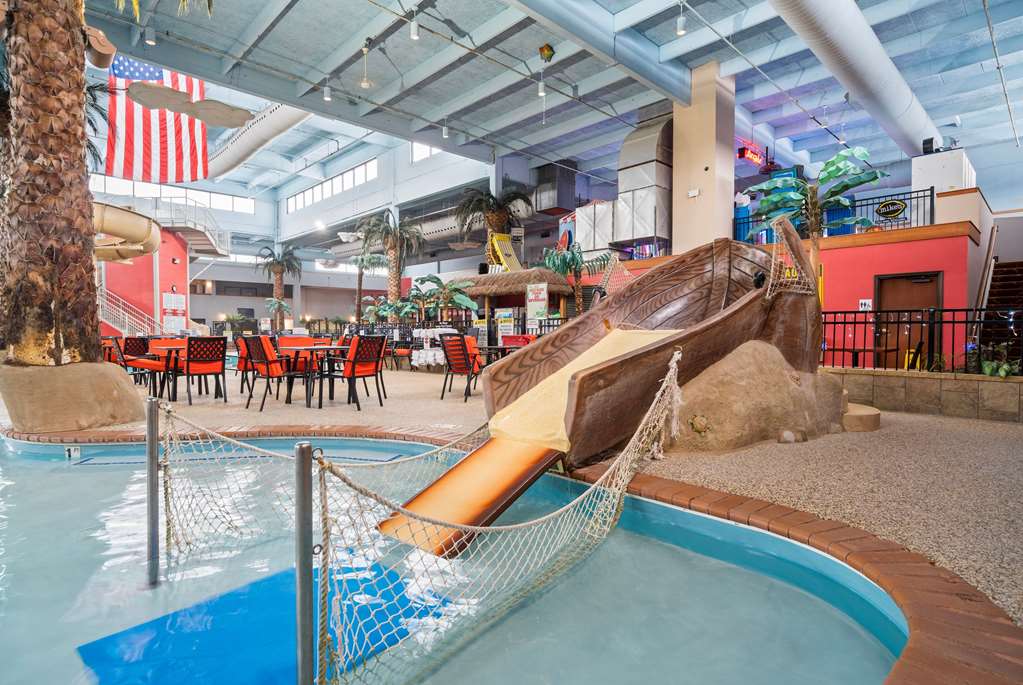 Ramada by Wyndham Sioux Falls Airport Waterpark & Event Ctr - photo 14
