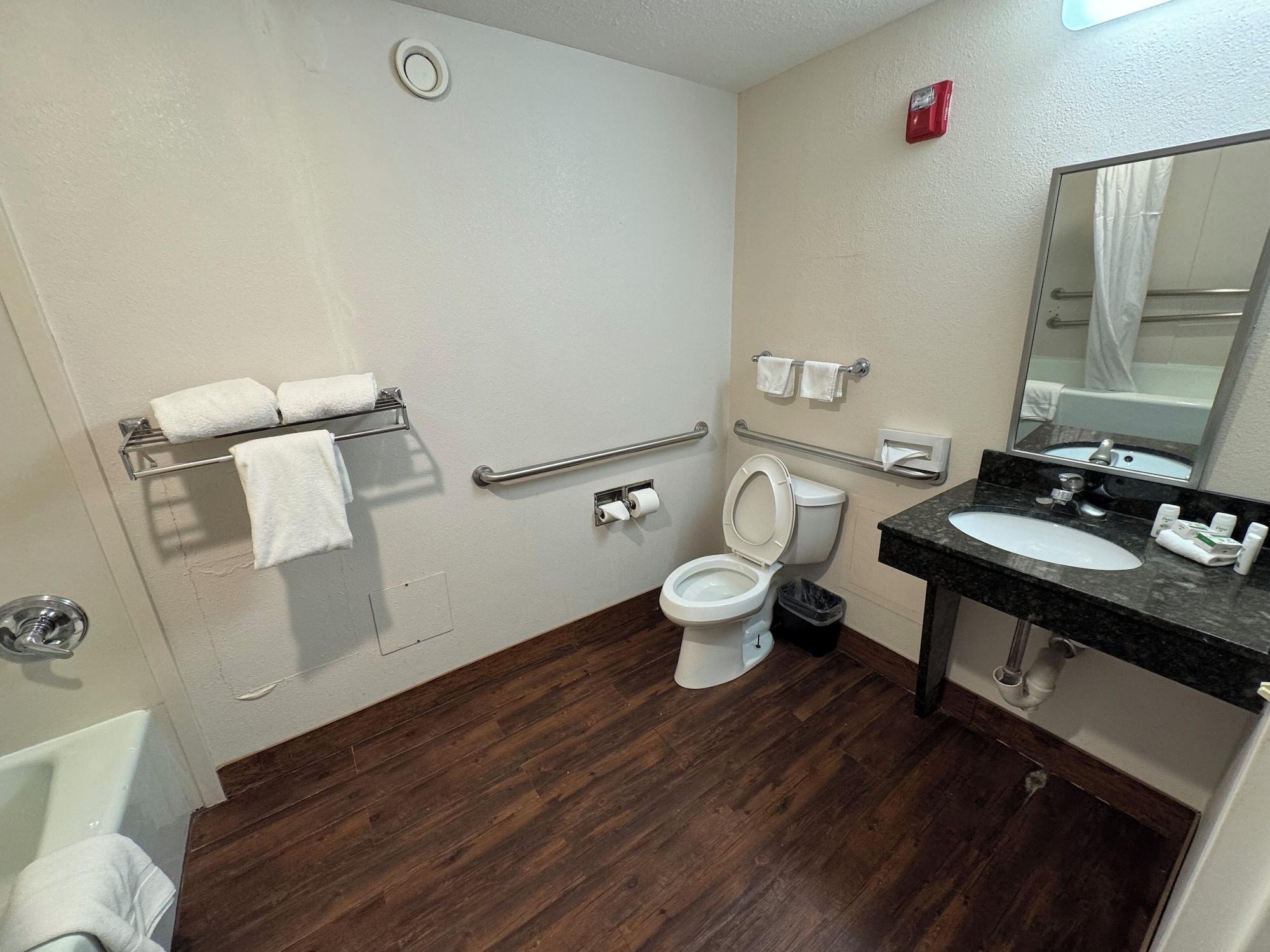 Mountain Valley Inn & Suites - photo 22