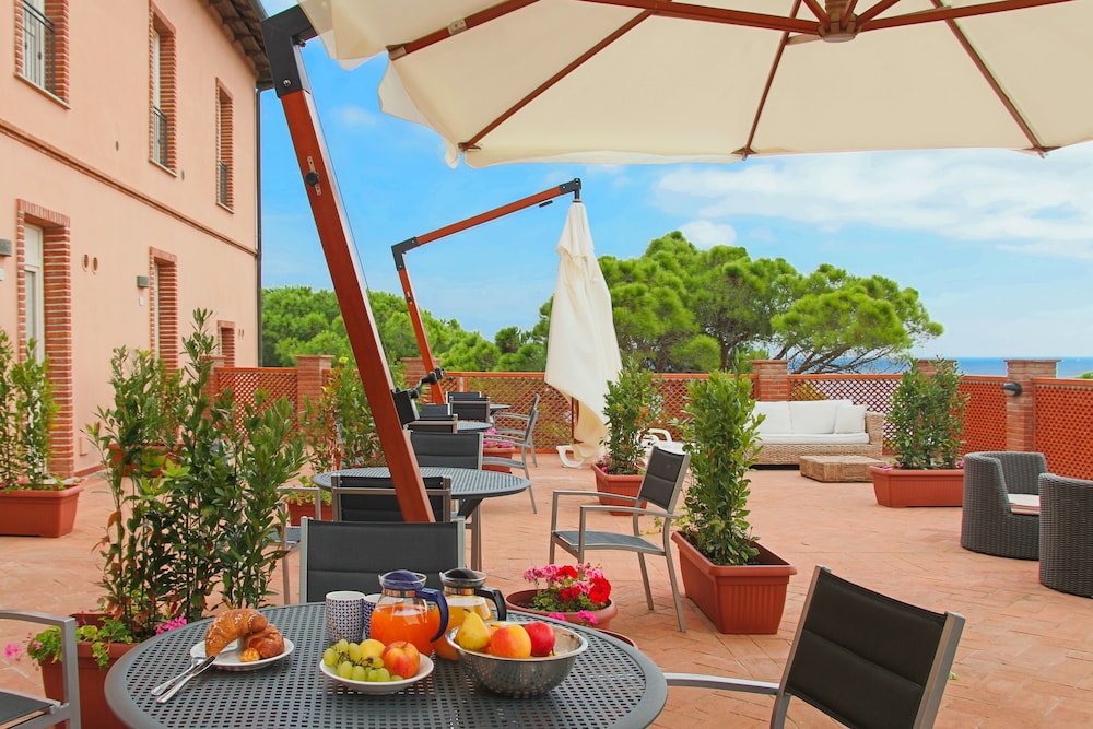 Allegroitalia Elba Capo D’arco in Porto Azzurro, Italy