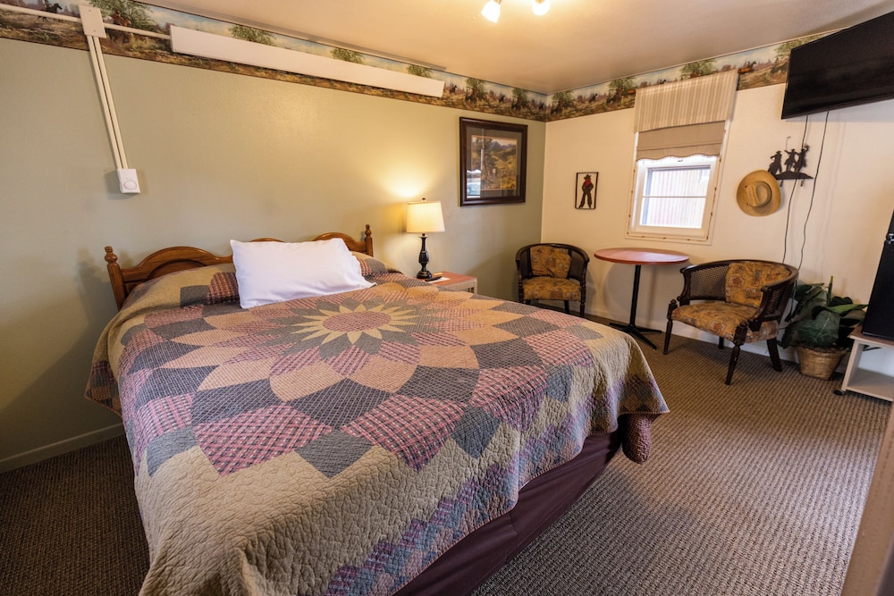 Sunset RV Park and Motel - photo 11