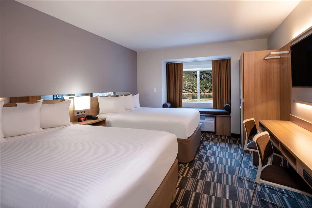 Microtel Inn & Suites by Wyndham Georgetown Lake - photo 23