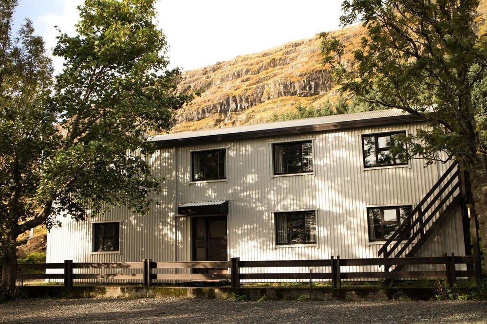 Old Cottage Reynivellir II