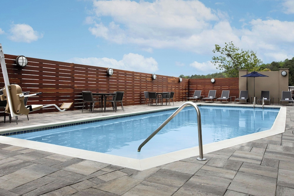 Courtyard by Marriott Atlanta Kennesaw - photo 21