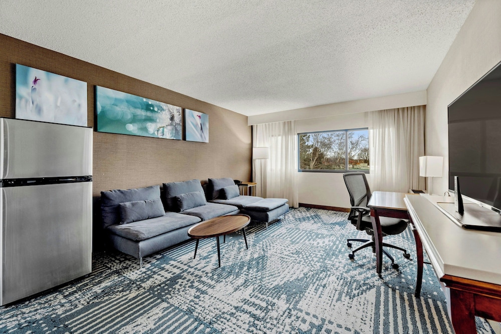 Delta Hotels by Marriott Mount Pleasant - photo 22
