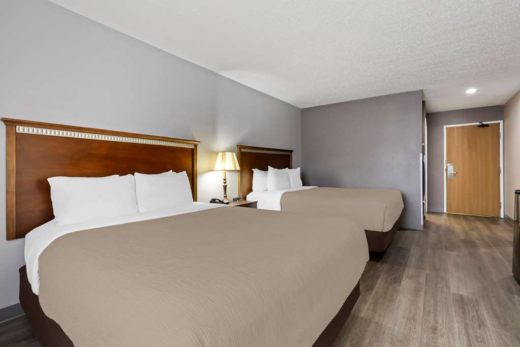 Quality Inn near Monument Health Rapid City Hospital - photo 15