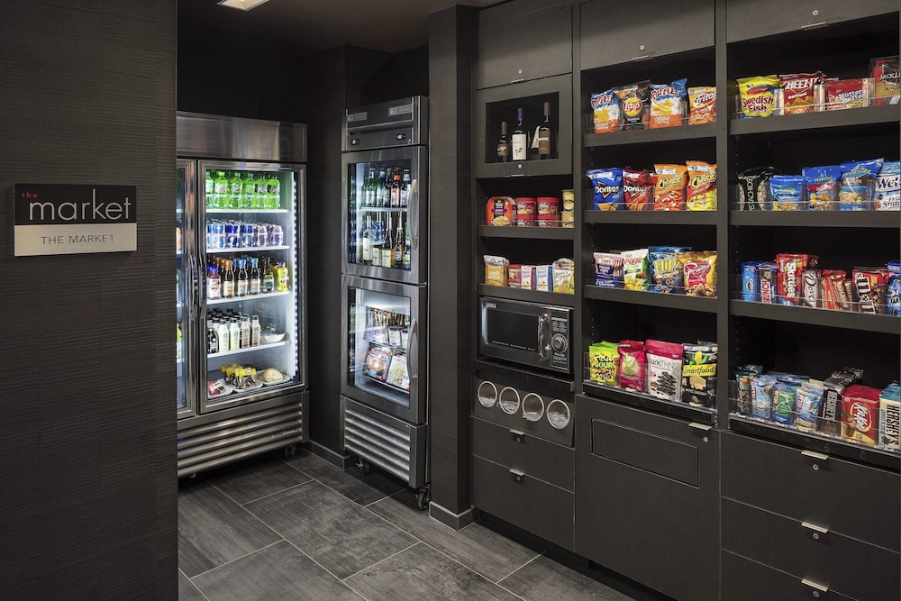 Courtyard By Marriott Seattle Northgate - photo 26