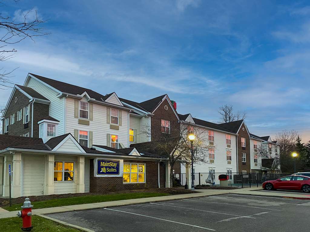 MainStay Suites Middleburg Heights Cleveland Airport - photo 3
