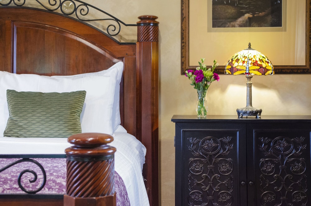 Hillbrook Inn - photo 54
