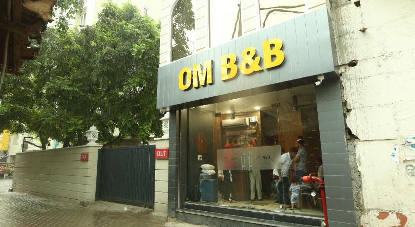Om B & B