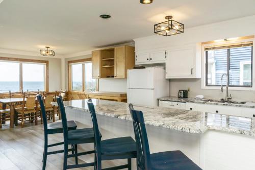 A Bella Vista by Oak Island Accommodations - photo 20