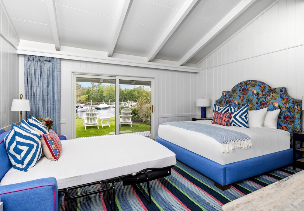 Yachtsman Hotel & Marina Club - photo 2