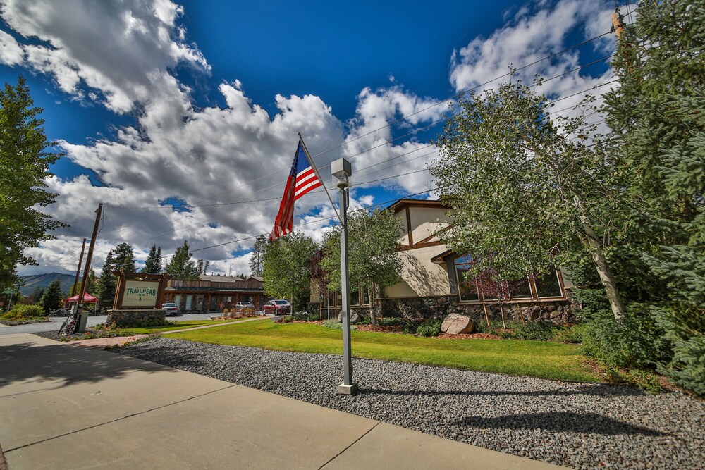 Trailhead Inn - photo 32