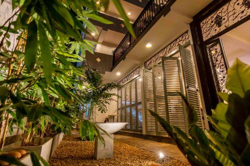 Brixia Cafe & Guest — 4-Star Luxury Hotel in Galle, Sri Lanka