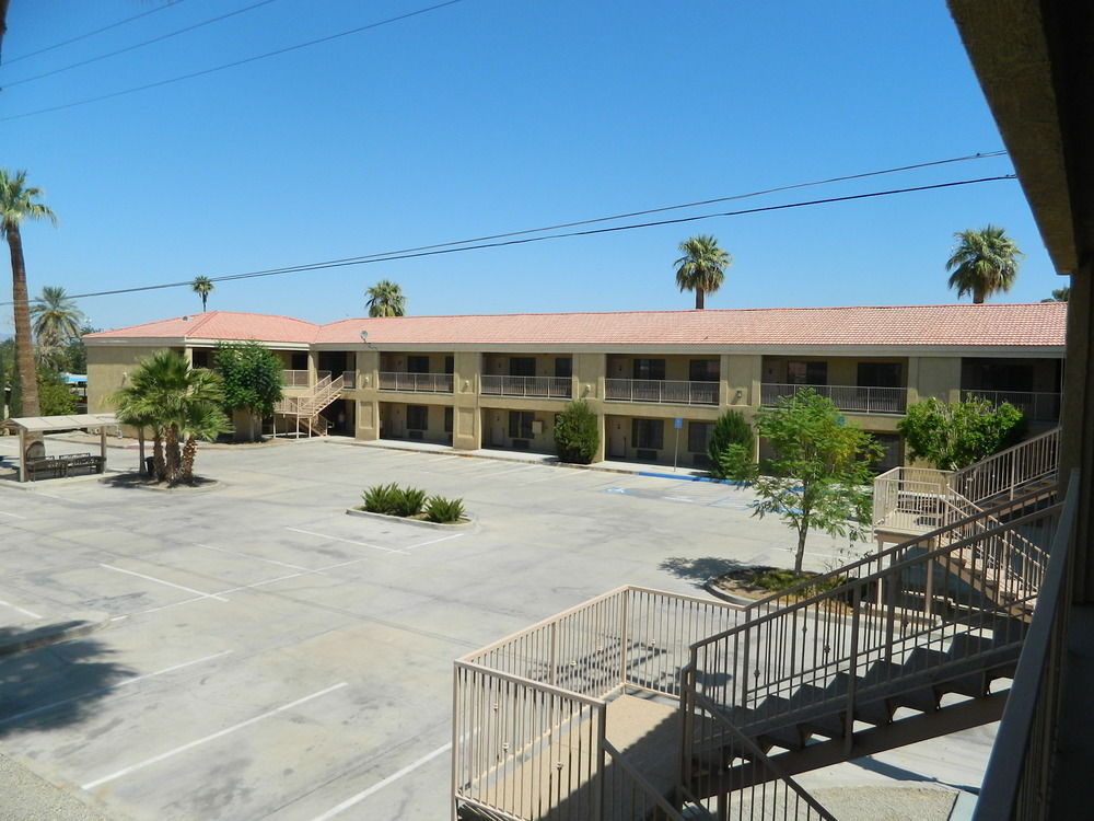 Capital Suites Hotel - photo 28