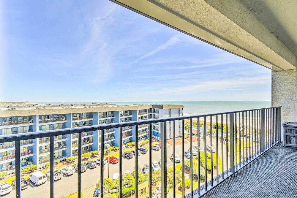 Homey Myrtle Beach Condo w Resort Amenities - photo 23