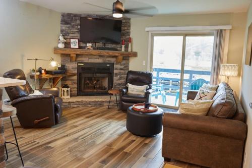 Summit View Slopeside Luxury Timberline Mountain 22036158 — Cortland