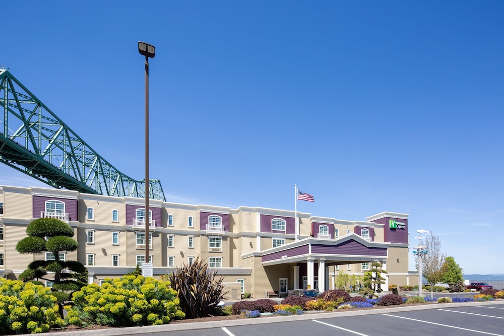 Holiday Inn Express And Suites Astoria an IHG Hotel - featured photo