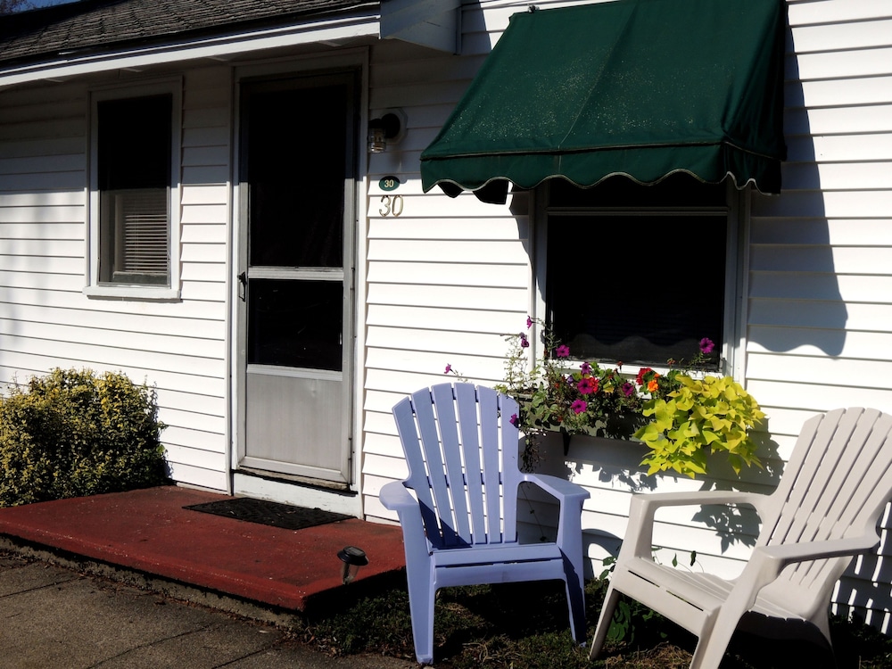 Shorelands Guest Resort and Cottages - photo 15