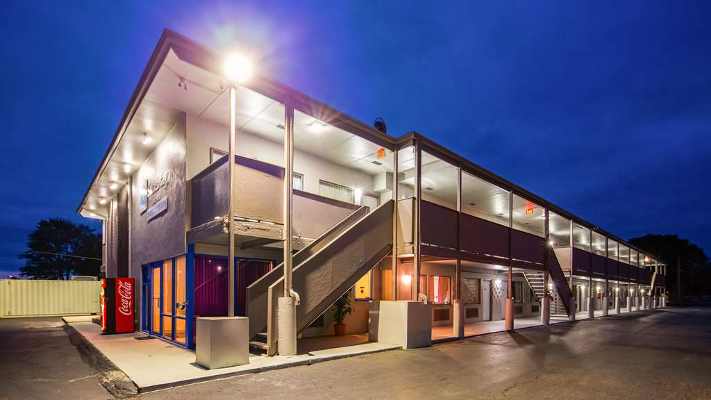 SureStay Hotel by Best Western Findlay - photo 23