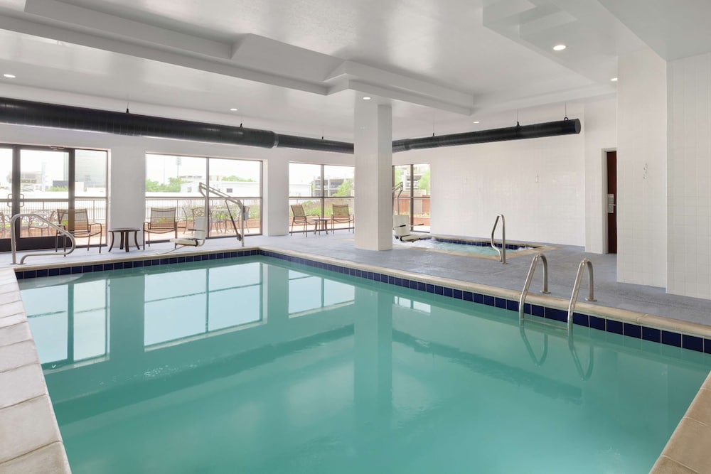 Hampton Inn & Suites Denver Cherry Creek - photo 23