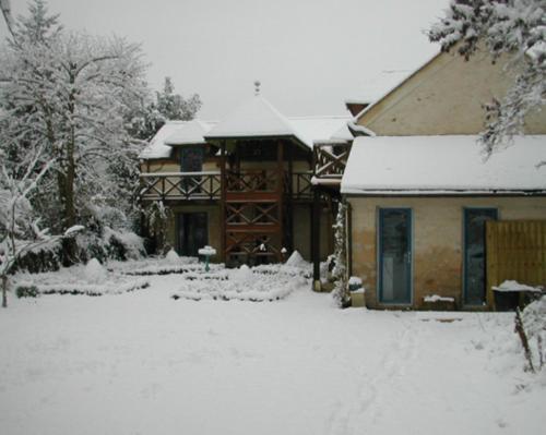 Le Clos Fleuri — hotel in Bois-Le-Roi