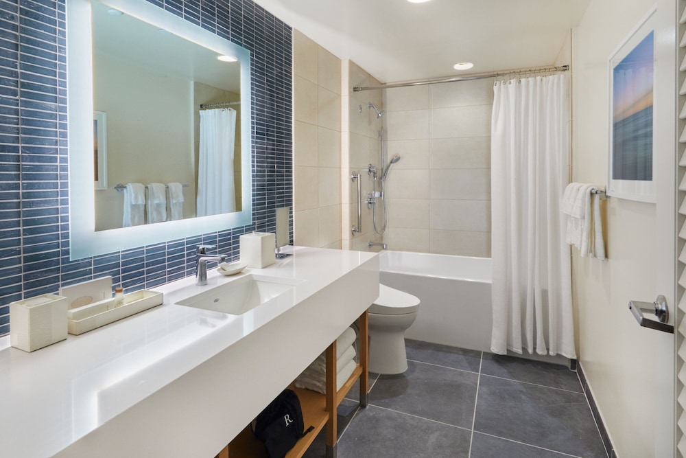 Renaissance Honolulu Hotel & Spa - photo 50