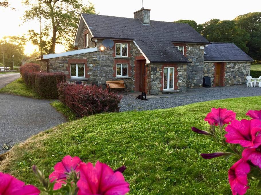 Dan Rua's Cottage — 4-Star Luxury Hotel in Cavan, Republic of Ireland