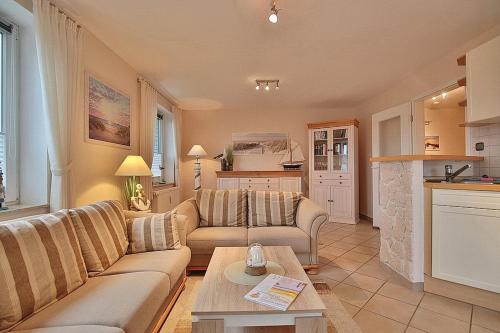 Domizil Strandburg Domizil Strandburg Appartement 26 Sonneneck — 4-Star Luxury Hotel in Timmendorfer Strand, Germany