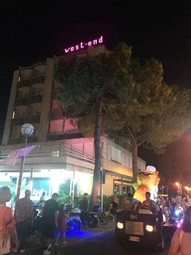 West End — Gatteo A Mare — photo 4