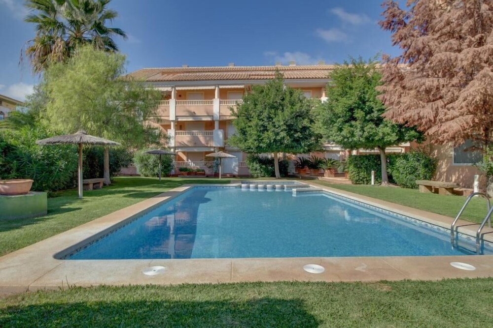 Apartamento La Siesta — 4-Star Luxury Hotel in Javea, Spain