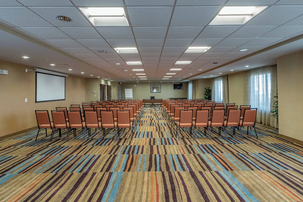 Fairfield Inn & Suites Elkhart - photo 25