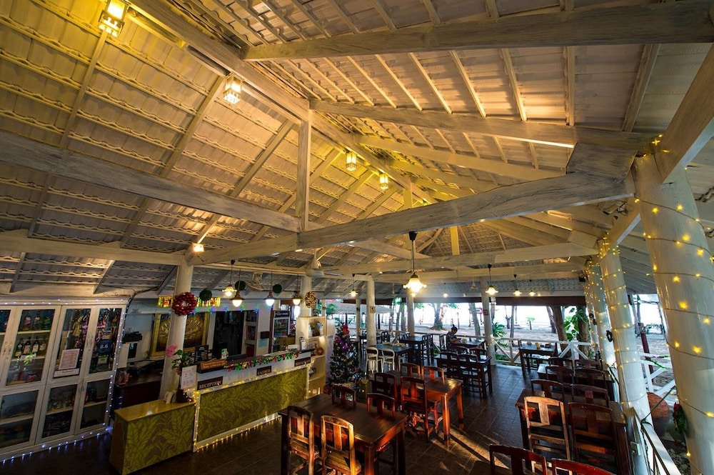 Rocky Point Resort — Thap Sakae — photo 4