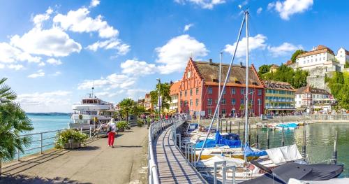 Familien Apartment 1 — 4-Star Luxury Hotel in Meersburg, Germany