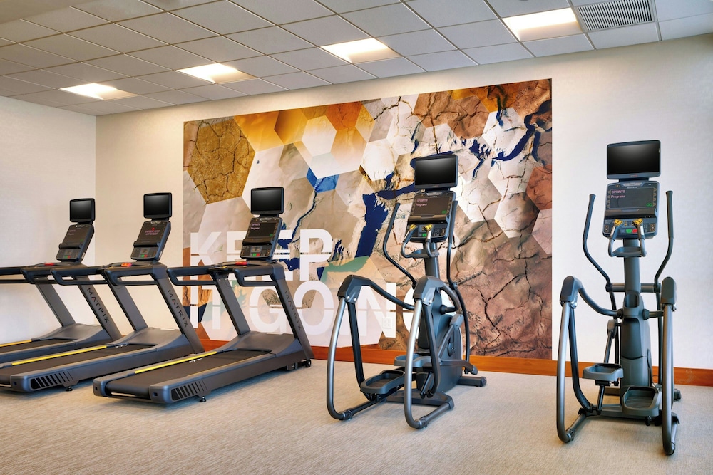 SpringHill Suites by Marriott Cottonwood - photo 27