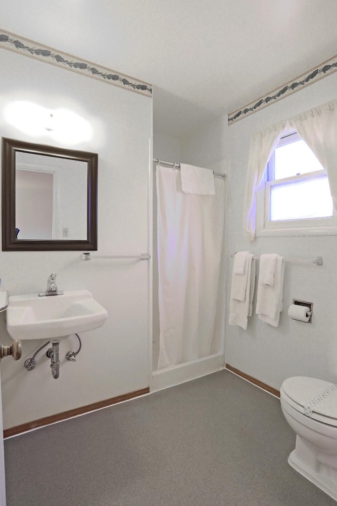 Blue Mountain Hotel - photo 16