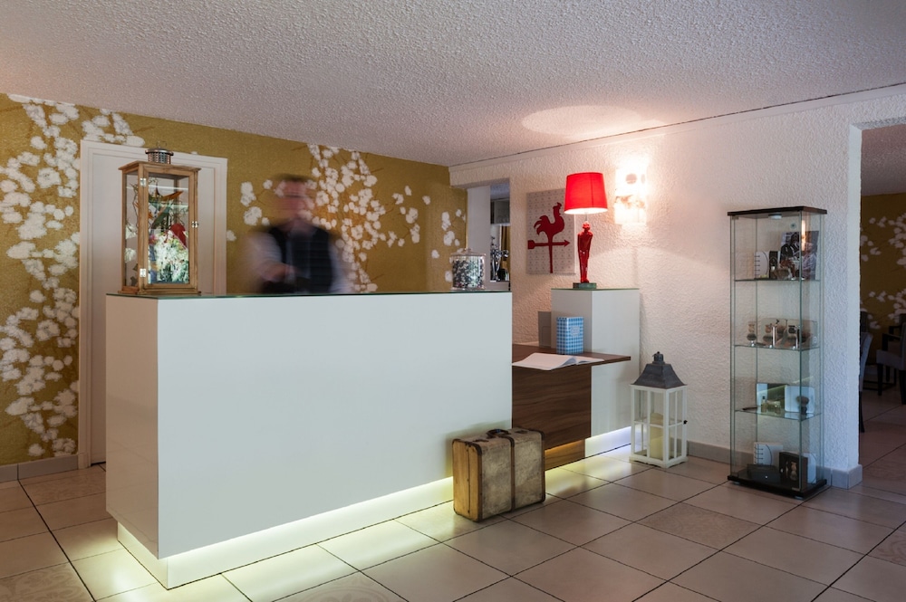 Logis Hôtel Le Parc de Geoffroy — Thiers — photo 3