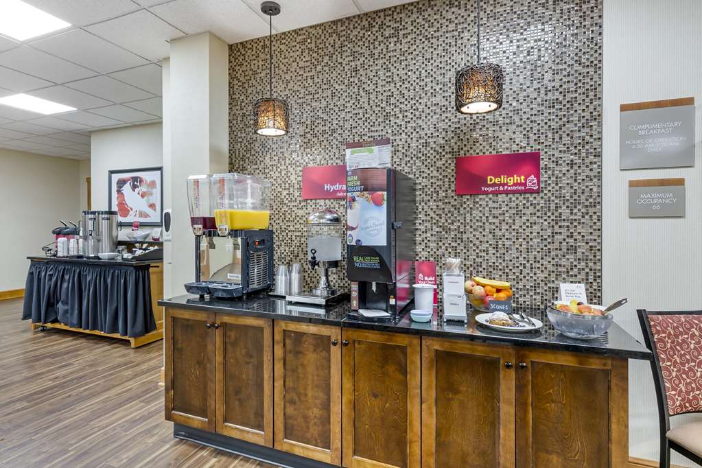 Best Western Plus Dutch Haus Inn and Suites - photo 47