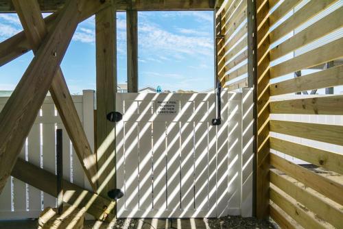 A Most Steller Place by Oak Island Accommodations - photo 5