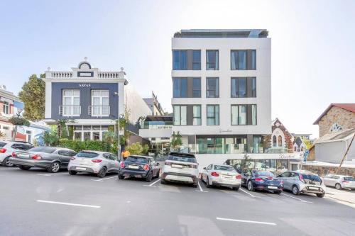 Luxury Getaway at 32 Napier