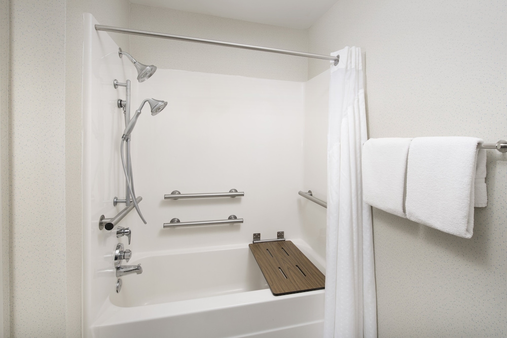 Holiday Inn Express Knoxville Strawberry Plains by IHG - photo 21