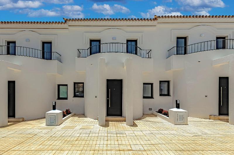 Complejo Ocean Boulevard in San Miguel De Abona, Spain