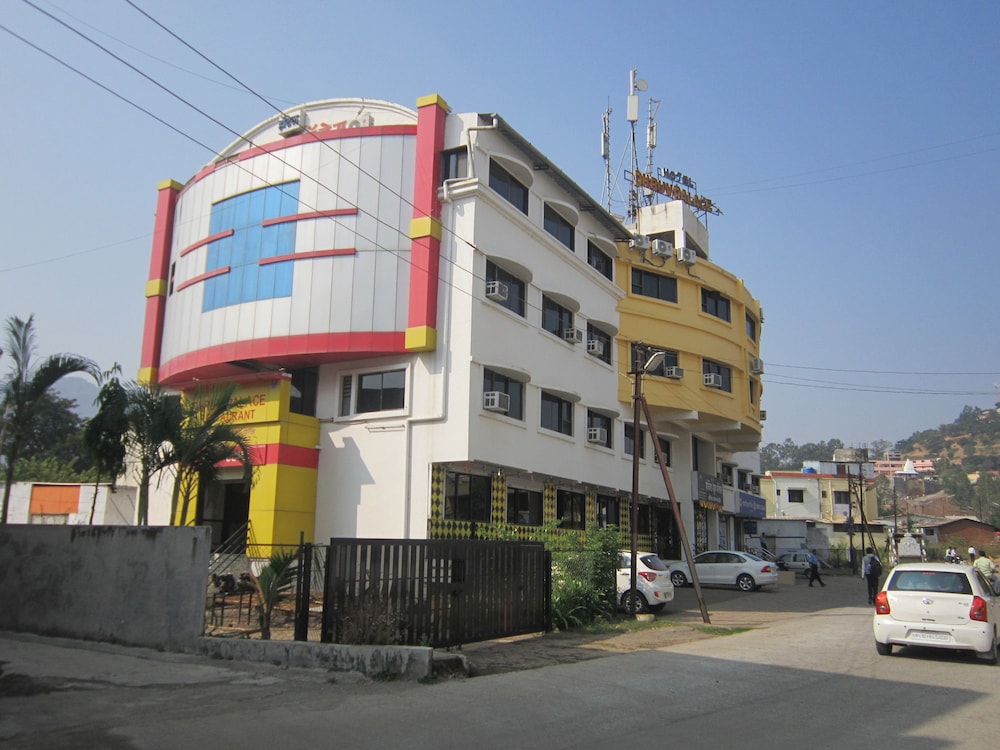 Hotel Dhruv Palace in Nashik, India