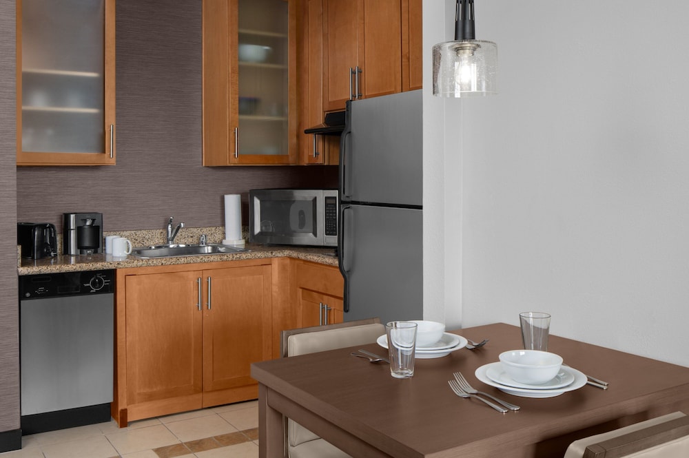 Residence Inn by Marriott Los Angeles Burbank Downtown - photo 15