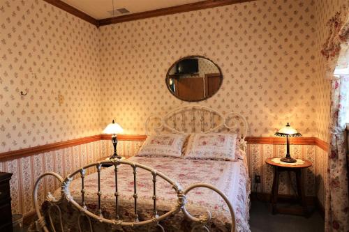Mariposa Hotel Inn - photo 15