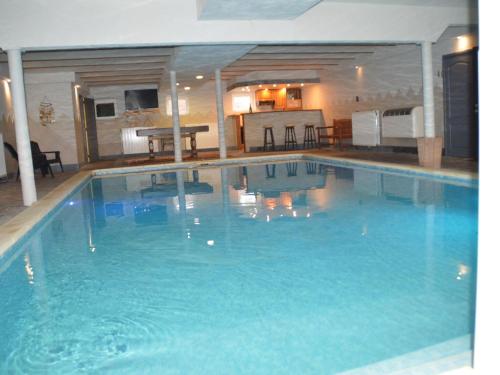 Vacation home in Verviers with private indoor pool — 4-Star Luxury Hotel in Verviers, Belgium