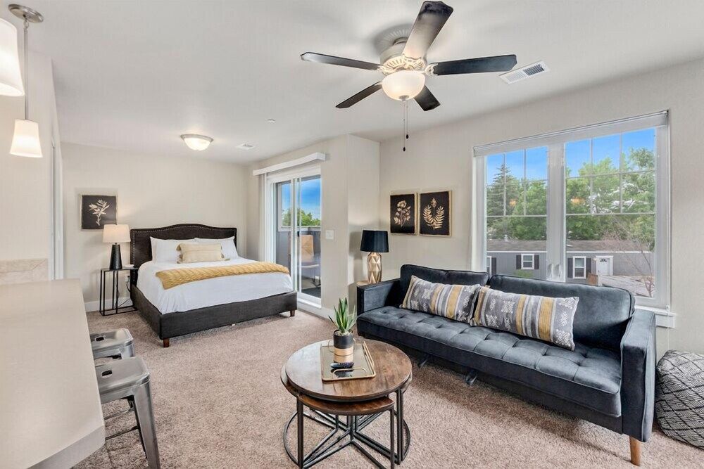 Contemporary Solar Powered Studio near Old Town in Fort Collins, United States