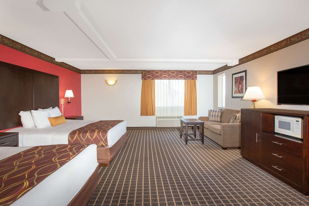 Holiday Inn Express Redding North by IHG - photo 14