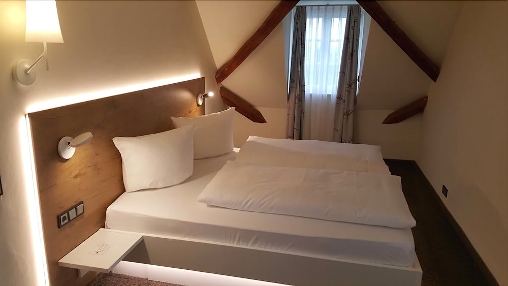 Hotel Jägerhaus Esslingen — Esslingen — photo 5