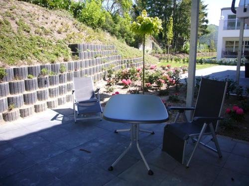 strandnahe FeWo mit 2 Schlafzimmern und Terrasse oder Balkon Caspar David Binz — 4-Star Luxury Hotel in Ostseebad Binz, Germany